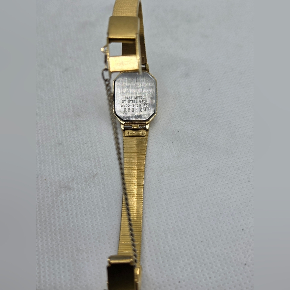 Seiko Quartz Vintage Women's Watch Small Gold Tone Face 6.5" - Picture 5 of 11